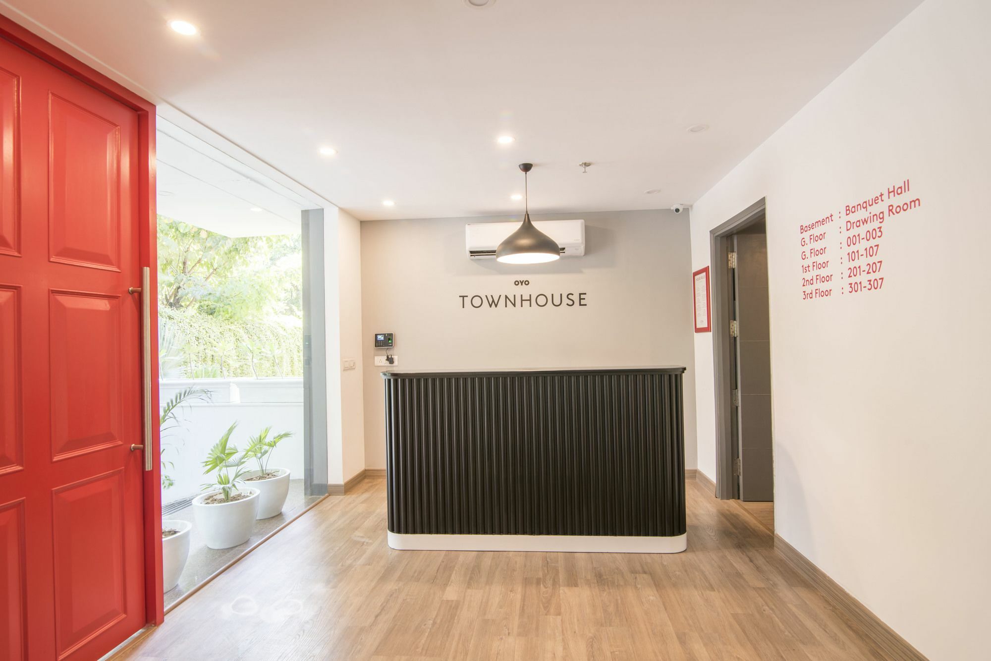 Oyo Townhouse 033 Siri Fort New Delhi Ngoại thất bức ảnh